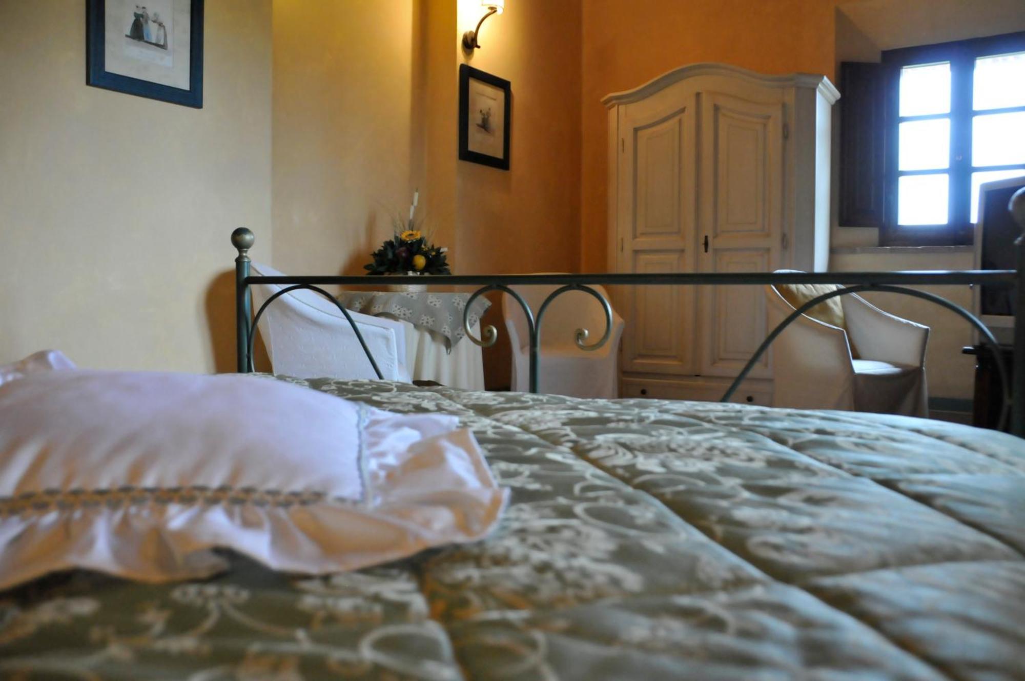 Agriturismo Il Macchione ปีเอนซา ภายนอก รูปภาพ