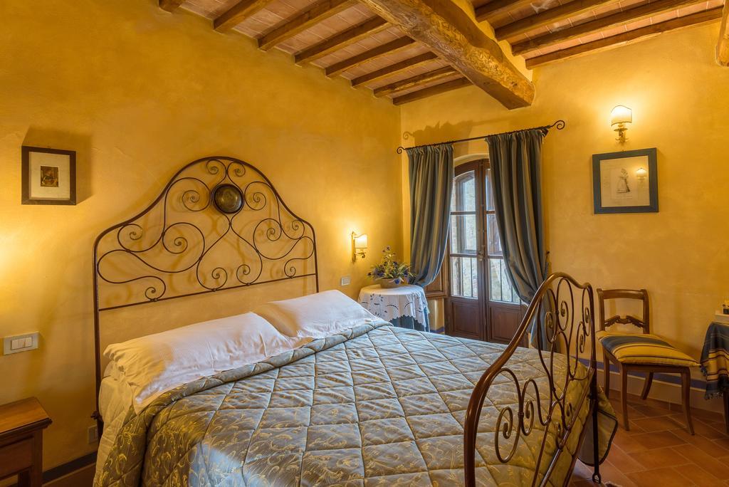 Agriturismo Il Macchione ปีเอนซา ภายนอก รูปภาพ