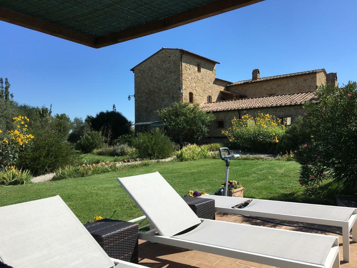 Agriturismo Il Macchione ปีเอนซา ภายนอก รูปภาพ